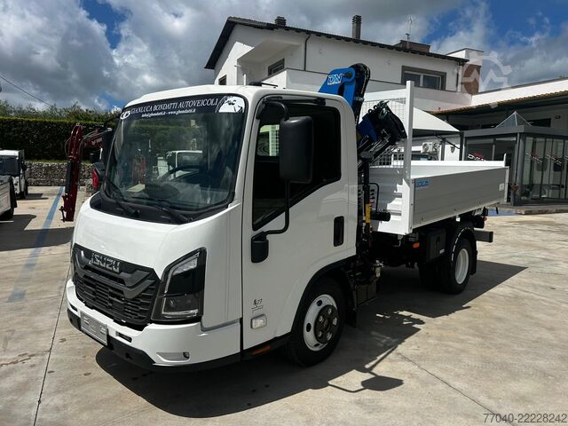 Three-way tipper van with crane ISUZU M27