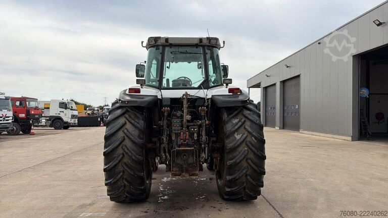 Tractor MASSEY FERGUSON 8220 POWER CONTROL (BELGIAN MACHINE / AIRCO / F...