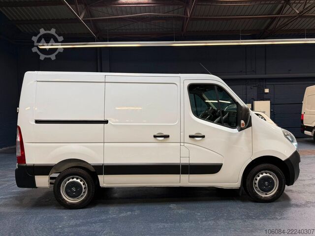 Skåpbil OPEL Movano B Kasten L1H1 Klima Navi AHK 2,5T