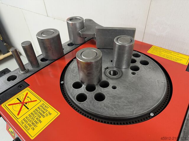 Betonijzer buigmachine betonstaal buiger AFACAN R36