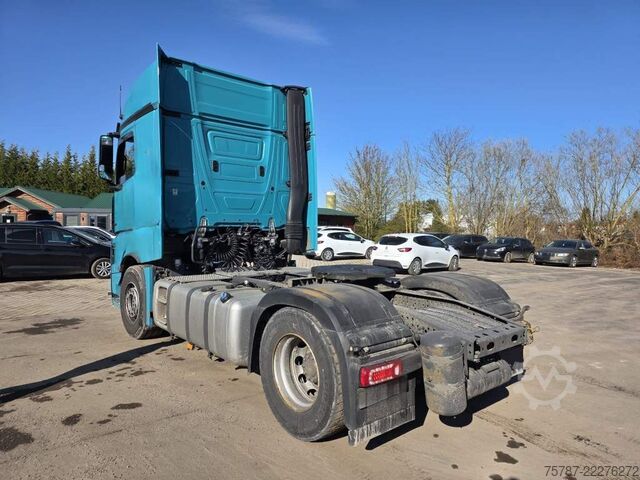 Standardowy ciągnik siodłowy MERCEDES-BENZ 1853 Giga Space, 2 Kreis Hydraulik