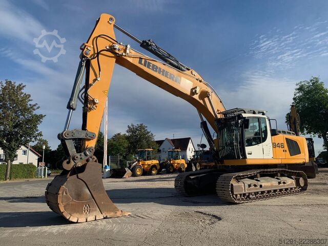  Liebherr R946 NLC