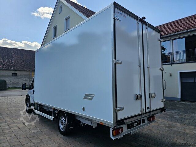Varevogn Fiat Ducato MAXI 35 180 Koffer L:4,9 H:2,3 LED Kam.