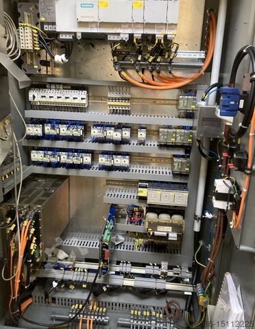 BAZ med drejeligt hoved / TNC-430 / 3D-probe DMG DMU 80P