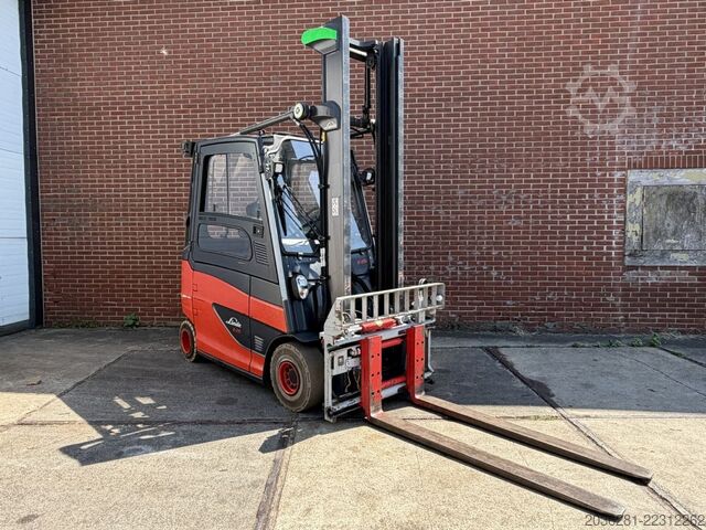 Stivuitor electric cu 4 roți Linde E25HL-01/600