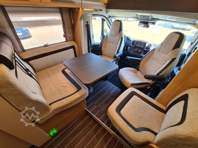 Camper semintegrato KNAUS Sky Ti PLATINUM SELECTION 700 MEG *Care-Drive*