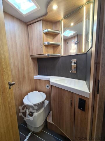 Camper semintegrato KNAUS Sky Ti PLATINUM SELECTION 700 MEG *Care-Drive*