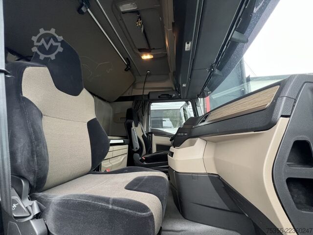 Standaard trekker MAN TGX 18.510 Kipphydraulik Klima Retarder ACC LED
