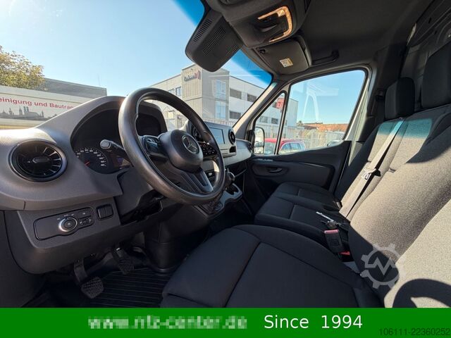 Minibus MERCEDES-BENZ Sprinter 516 Kasten RWD MAXI Sortimo AHK 3,5t