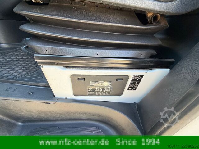 Minibus MERCEDES-BENZ Sprinter 516 Kasten RWD MAXI Sortimo AHK 3,5t