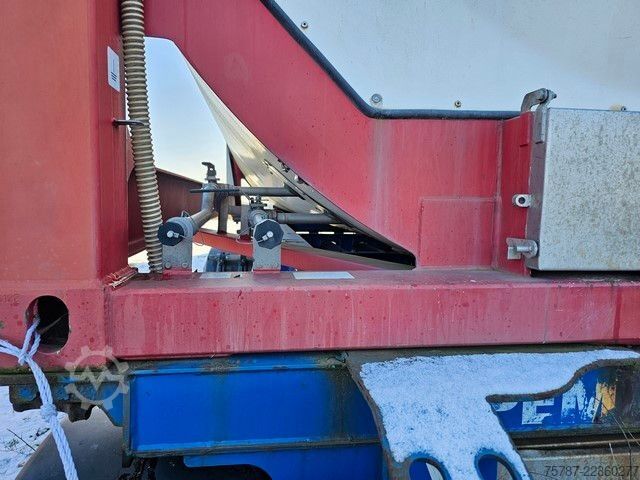 Cserélhető felépítményes félpótkocsi SCHMITZ CARGOBULL 20" Tankconatinerchassis + Tankcontainer