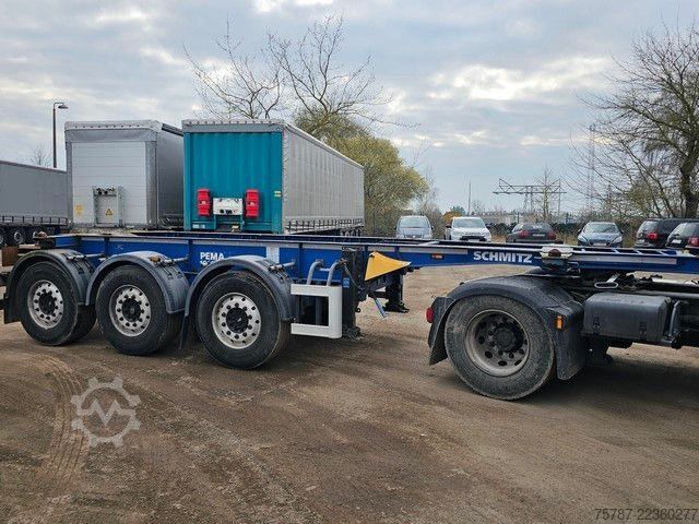 Cserélhető felépítményes félpótkocsi SCHMITZ CARGOBULL 20" Tankconatinerchassis + Tankcontainer