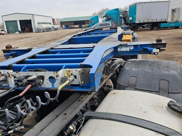 Cserélhető felépítményes félpótkocsi SCHMITZ CARGOBULL 20" Tankconatinerchassis + Tankcontainer