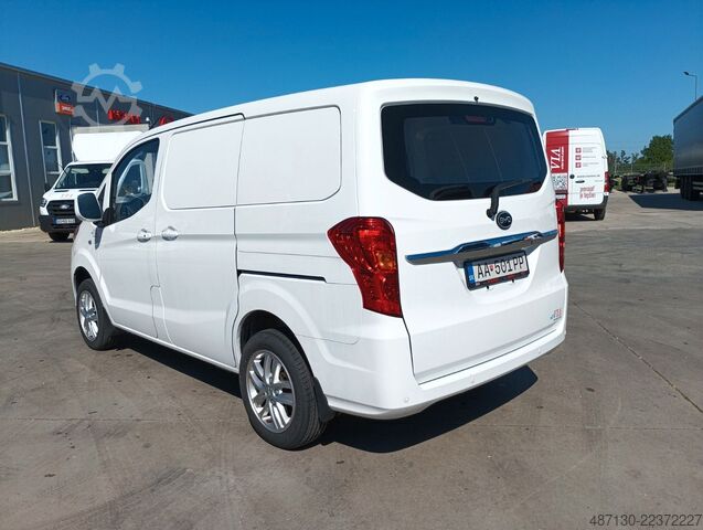 Bestelwagen BYD ETP 3 Furgon, Automata, 136 HP