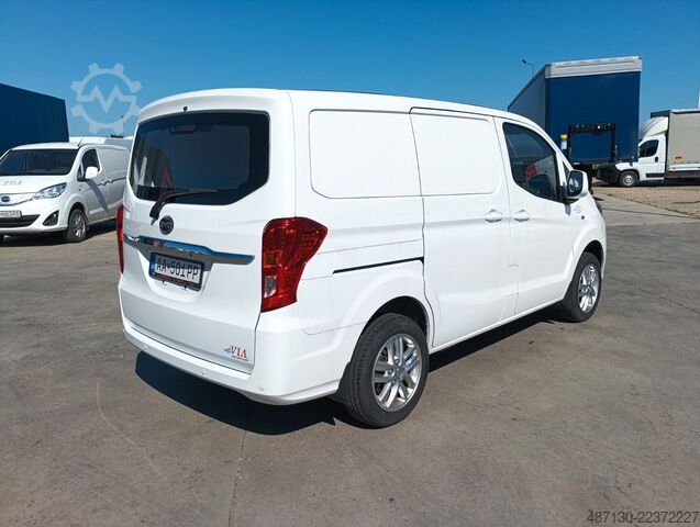 Bestelwagen BYD ETP 3 Furgon, Automata, 136 HP