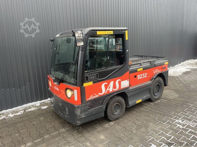 Trekker voor sleepwerk Linde P250