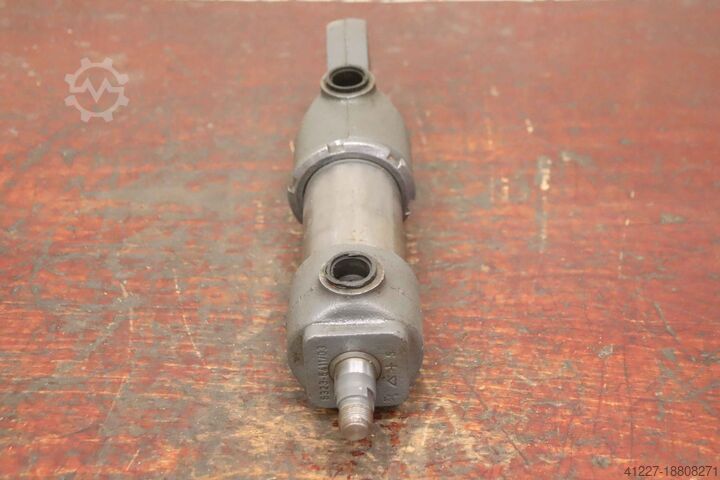 Cilindro hidráulico Orsta Hydraulik B2-50/22x80 Hub 80 mm