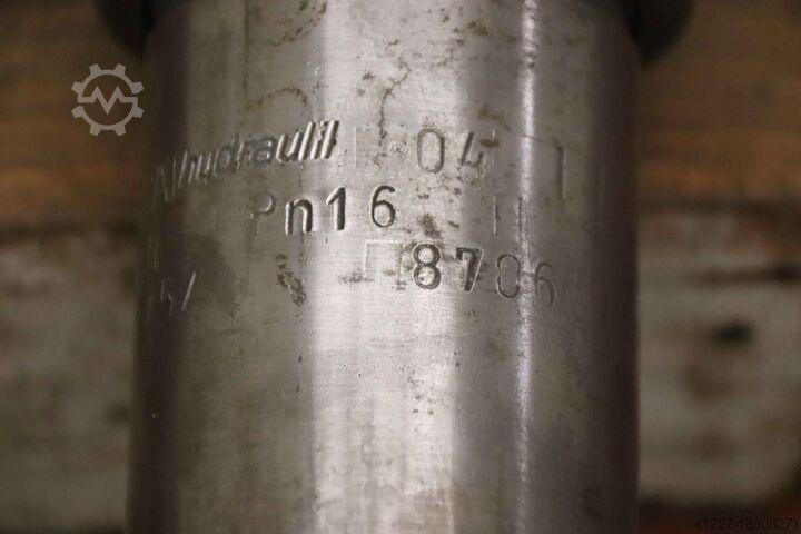 Cilindro hidráulico Orsta Hydraulik B2-50/22x80 Hub 80 mm