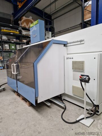 Centre d'usinage MAKA KPF 334 RT