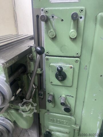 Univ. gereedschapsfreesmachine, universele freesmachine, boor-freesmachine DECKEL FP 1