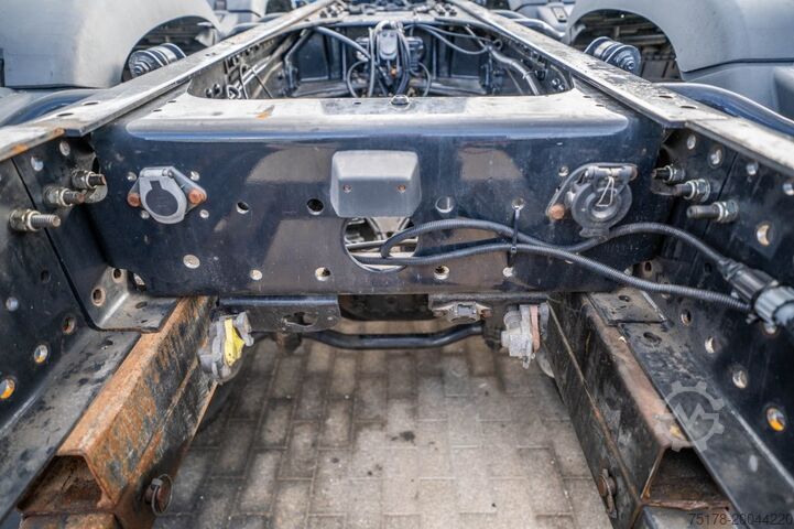 Chassis cab MAN TGS 35.440 BB -8X6