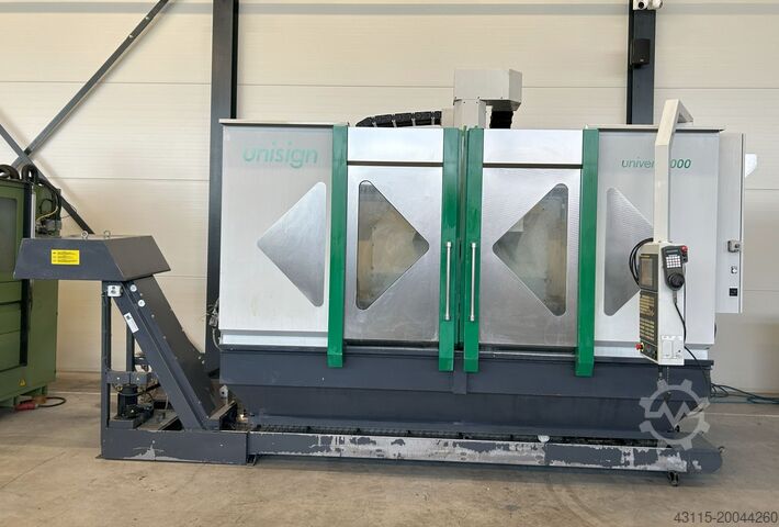 Reizende brug CNC verticaal bewerkingsce Unisign Univers 4000 (UV 4000)