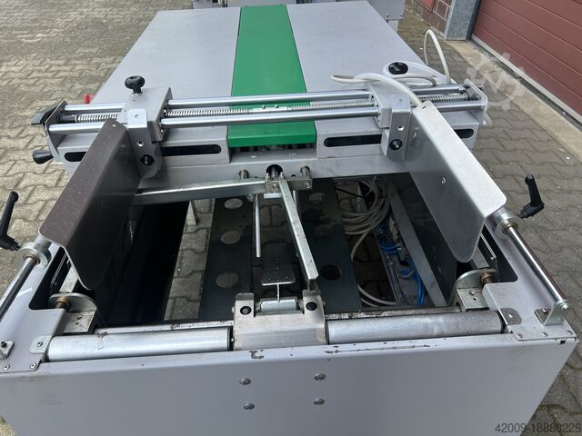 Kartonverpakkingsmachine-opzetter Normpack NCX-670 & NCF-M67