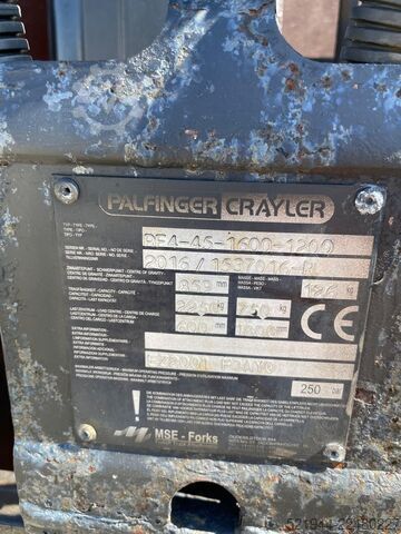 Lastbilmonteret gaffeltruck Palfinger Mitnahmestapler CRAYLER F3 253 PX 4W