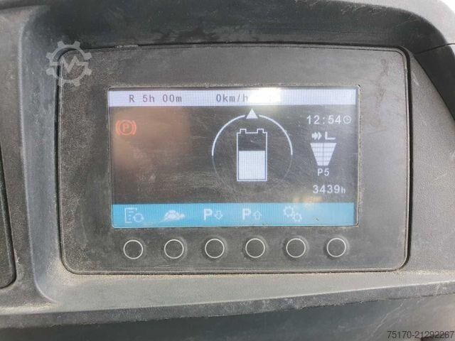 Heftruck Jungheinrich EFG 215 / Triplex: 4.25m! / nur 3.439h! / 2022