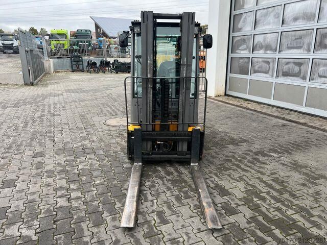 Heftruck Jungheinrich EFG 215 / Triplex 4.25m / 1.851h / Batterie 2023