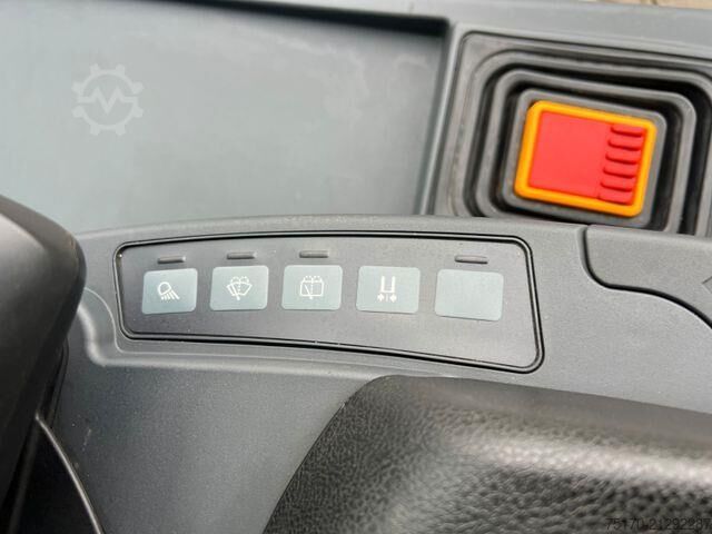 Heftruck Jungheinrich EFG 215 / Triplex 4.25m / 1.851h / Batterie 2023