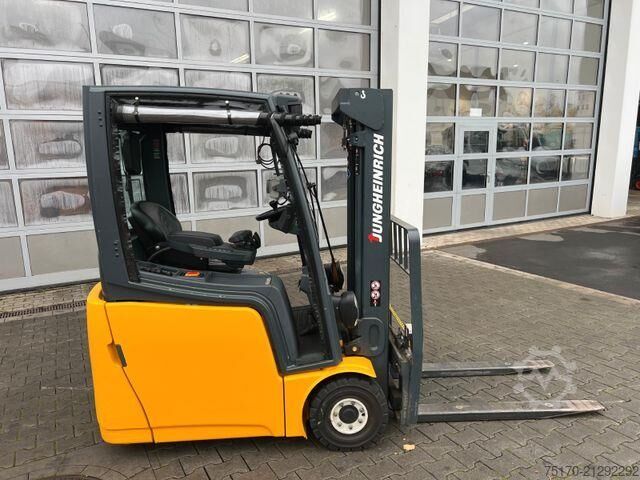 Forklift Jungheinrich EFG 215 / Triplex: 4.25m! / SS / 1.285h / 2021