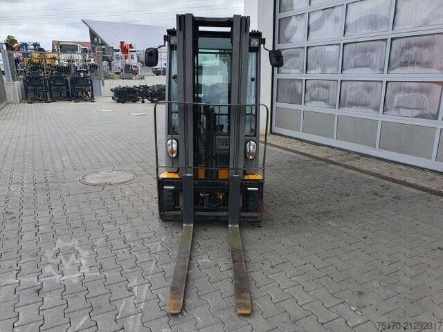 Heftruck Jungheinrich EFG 215 / Triplex: 4.25m! / SS / 4.297h!