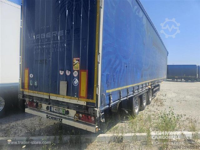 Åben sættevogn med presenning Schmitz Cargobull Semitrailer Curtainsider Mega