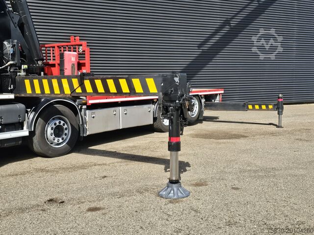 Laadplatform DAF CF 460 8x2/6 / FASSI 82 t/m CRANE / KRAN - 18.3...