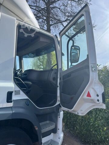 Koffer DAF CF 260 FA