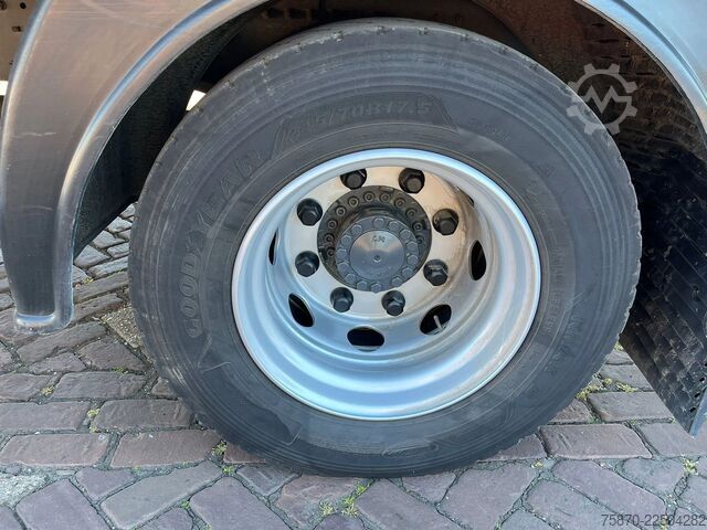 Walizka DAF LF 230 FA