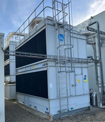 Otwarta chłodnia kominowa, parownik, instalacja chłodnicza BAC S1500E