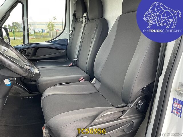 Furgon blaszak Iveco Daily 35-160 HI MATIC - L4H2