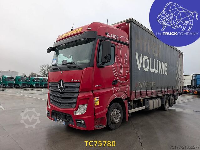 Przesuwana plandeka Mercedes-Benz Actros 2548