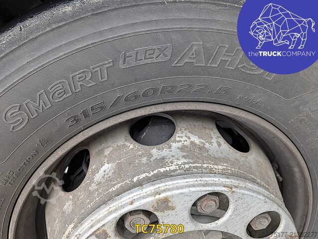 Przesuwana plandeka Mercedes-Benz Actros 2548