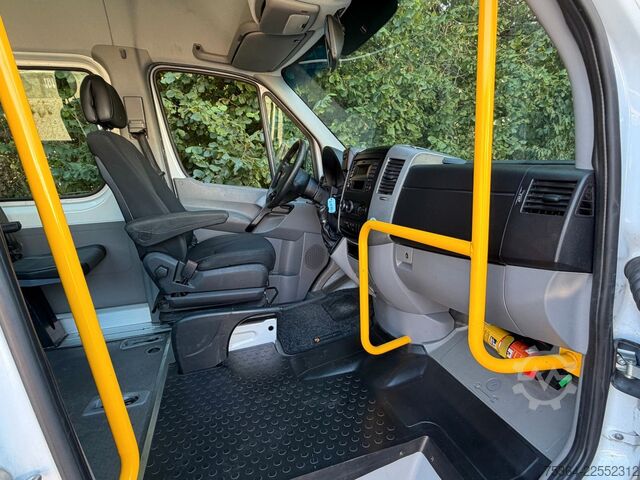 Miniautocarro MERCEDES-BENZ Sprinter 314 BlueTEC 9 Sitze Rollstuhllift Klima