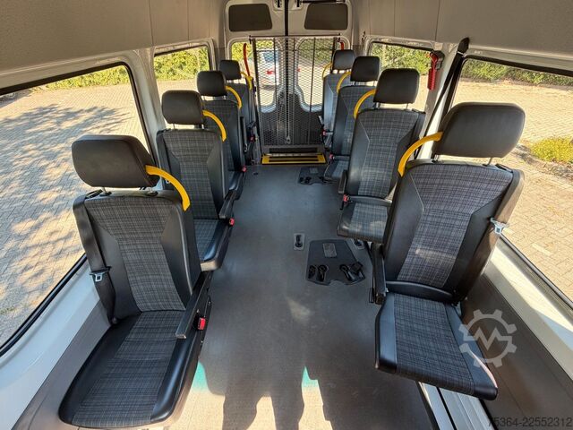 Miniautocarro MERCEDES-BENZ Sprinter 314 BlueTEC 9 Sitze Rollstuhllift Klima