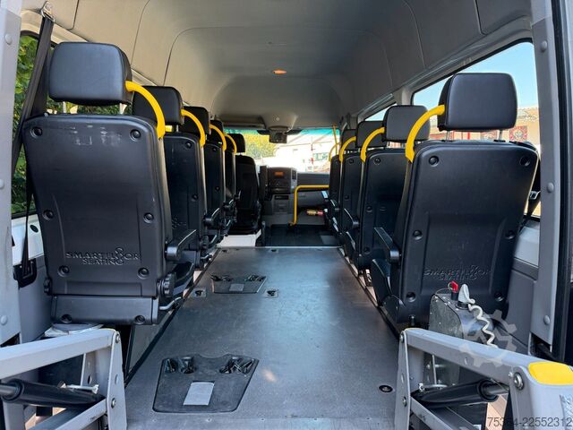 Miniautocarro MERCEDES-BENZ Sprinter 314 BlueTEC 9 Sitze Rollstuhllift Klima
