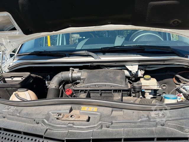 Miniautocarro MERCEDES-BENZ Sprinter 314 BlueTEC 9 Sitze Rollstuhllift Klima