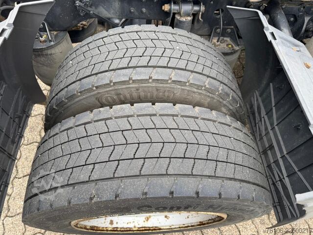 Standard dragbil MAN TGX 18.460 4x2   Schlafkabine