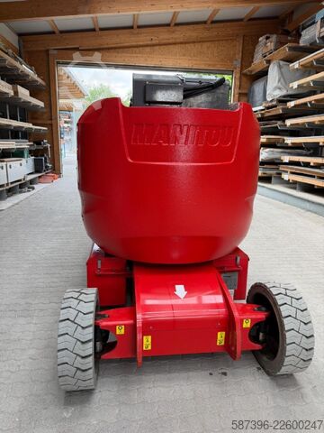 Teleskopowa podest roboczy Manitou 150 AETJC