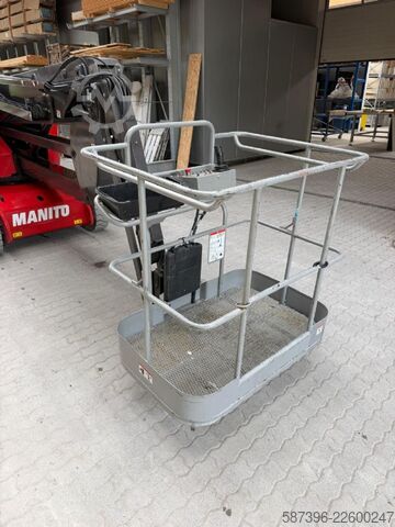 Teleskopowa podest roboczy Manitou 150 AETJC