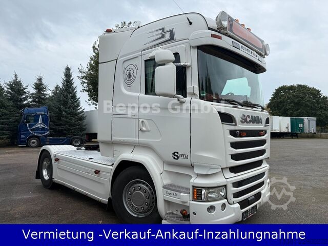 Standardowy ciągnik siodłowy SCANIA SUPER-Highline R 450-LEDER-Retarder-adr