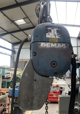 Oszlopra szerelhető daru DEMAG PK1 N-F - Capacity 125 kg